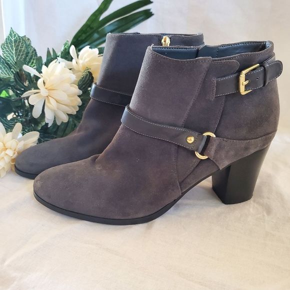 Marc Fisher Grey Suede Leather Zip Ankle Booties Size 10 Women's Ladies - Picture 1 of 8